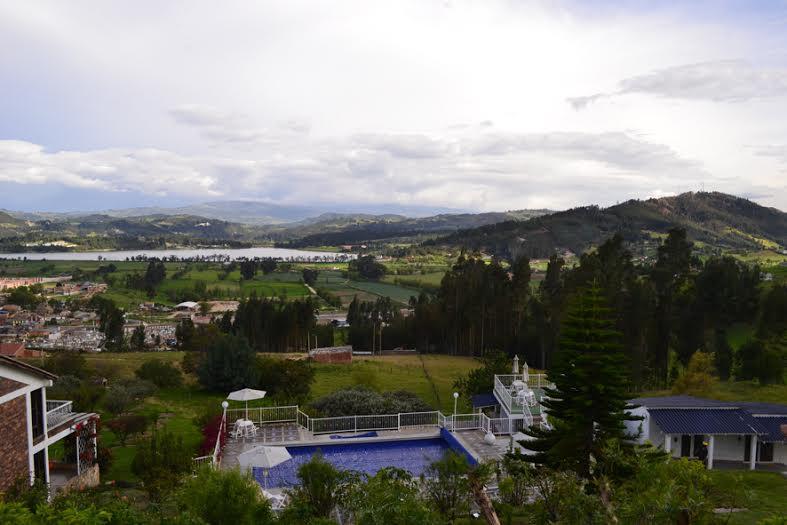 Miravalle Suites Paipa Exterior photo